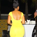 Photos – Joselyn Dumas Packs Her Goodies In A Yellow Outfit